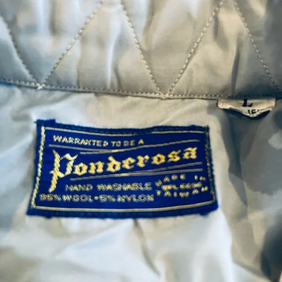 Vintage Pendleton Gray and Cream Casual Button Down Shirt - Picture 2 of 2